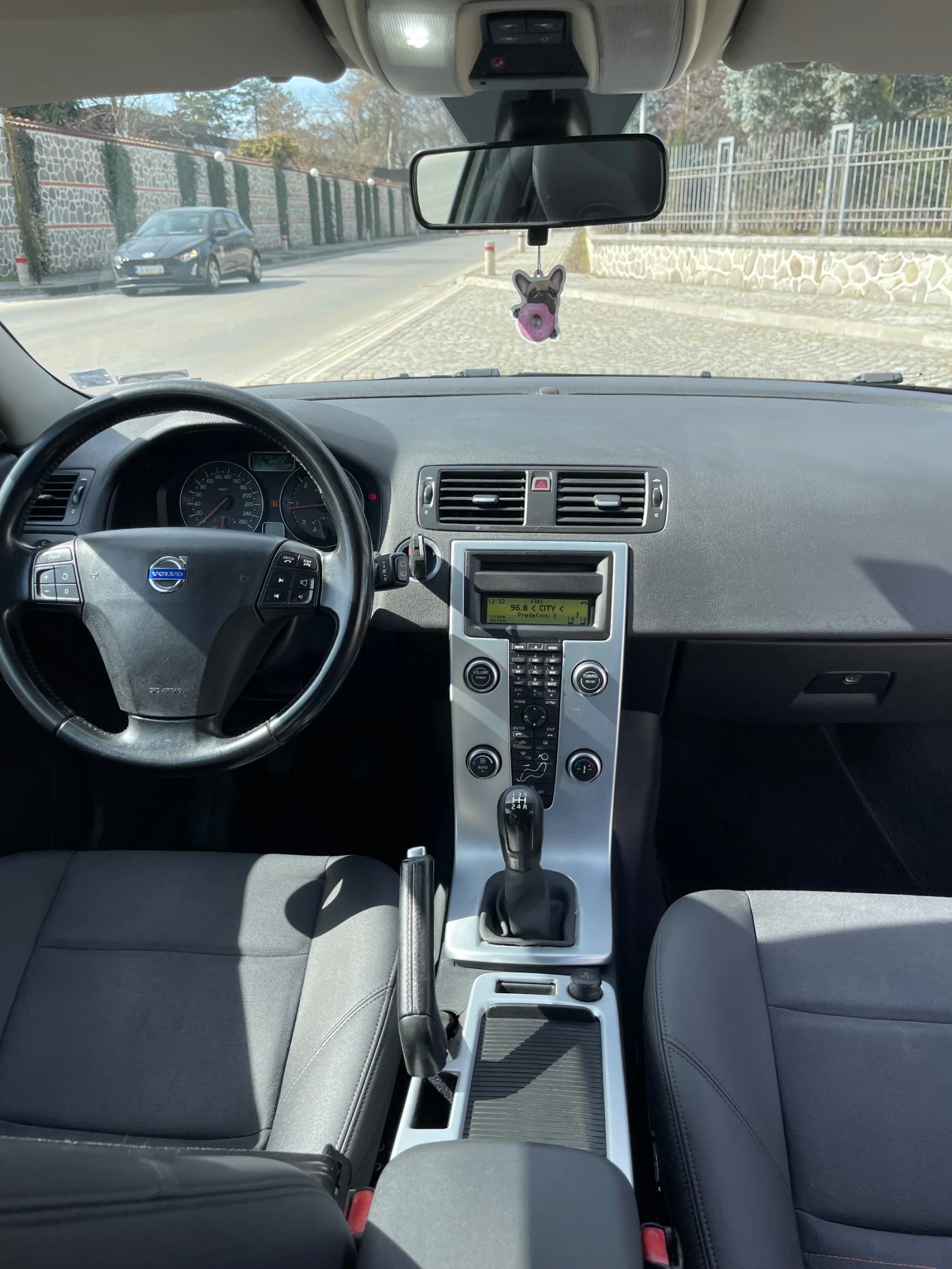 Volvo C30 1.6D, снимка 9 - Автомобили и джипове - 53814568