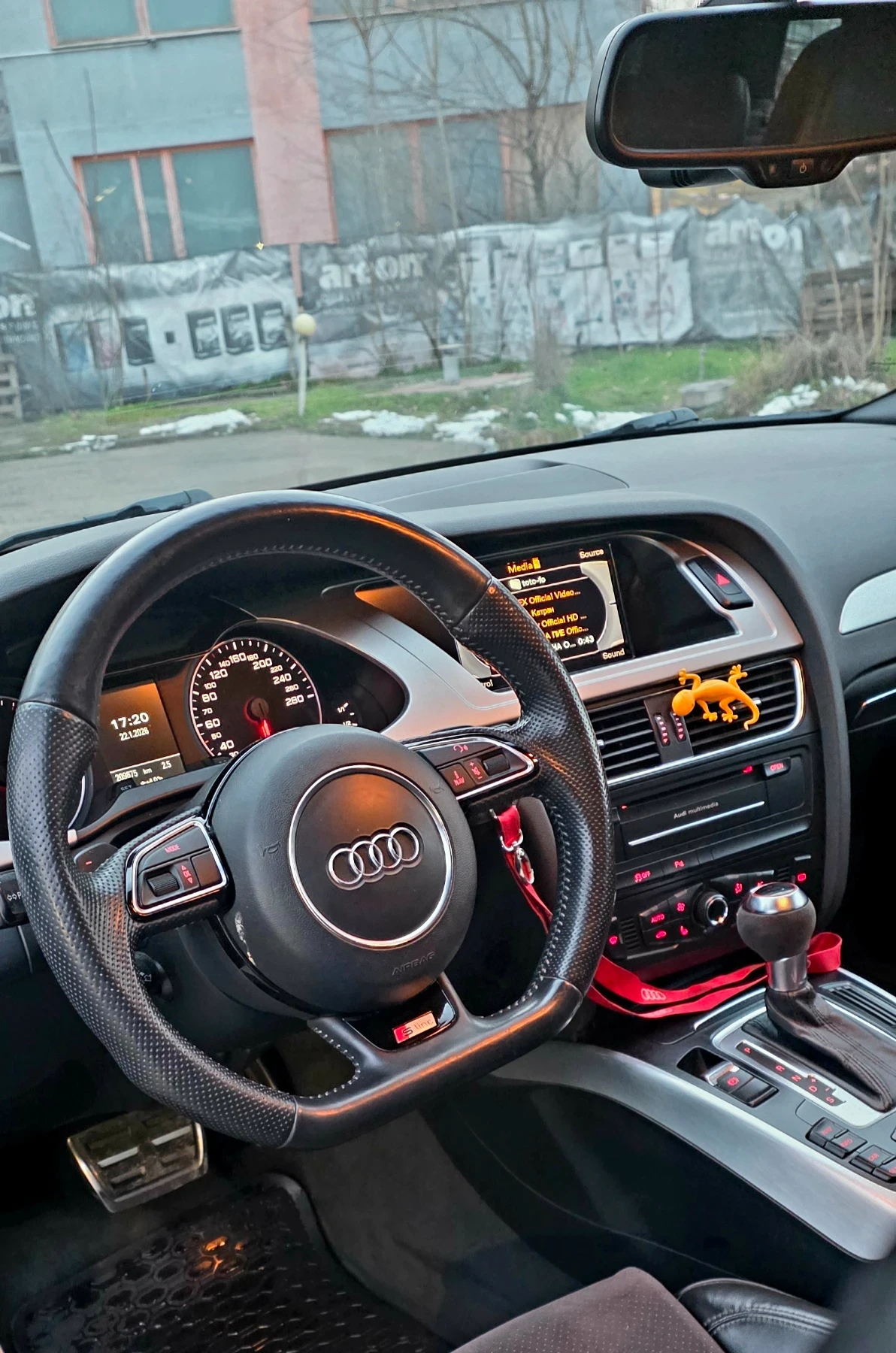 Audi A4 3.0д, снимка 11 - Автомобили и джипове - 53955151