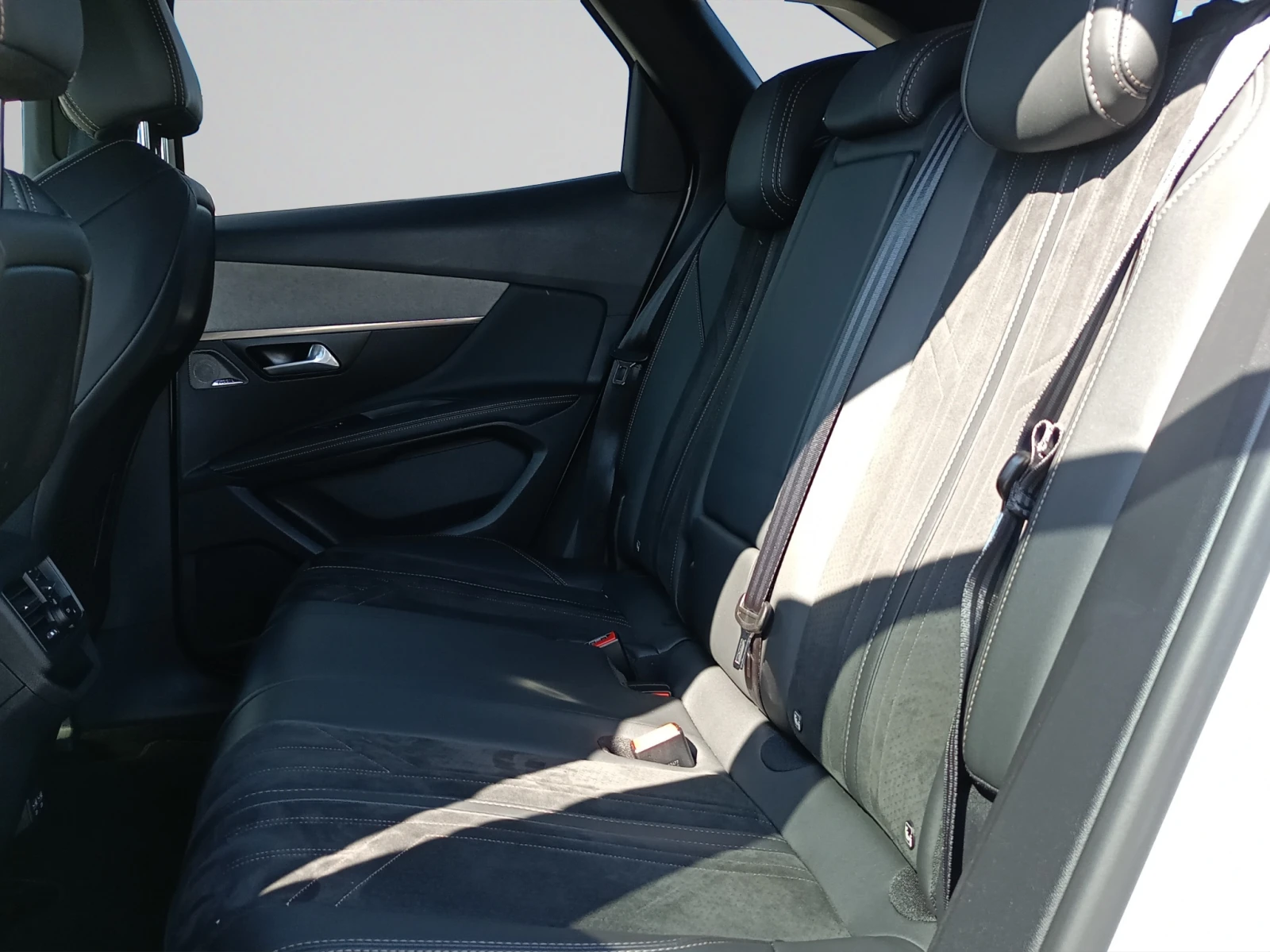 Peugeot 3008 New Line Up GT 1.6 PureTech 180 S&S EAT8 EURO 6 | Mobile.bg � ����������� 10