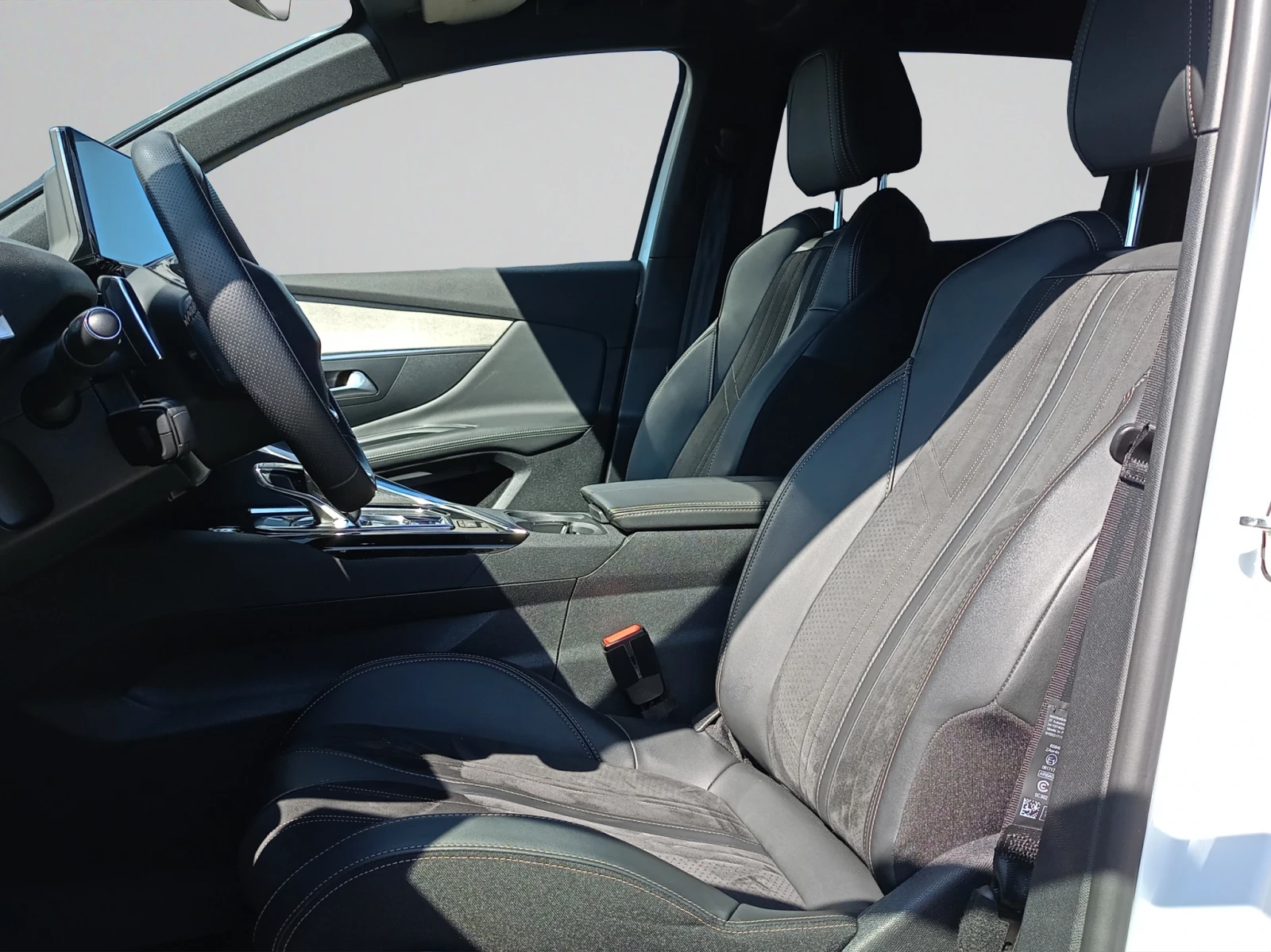 Peugeot 3008 New Line Up GT 1.6 PureTech 180 S&S EAT8 EURO 6 | Mobile.bg � ����������� 9