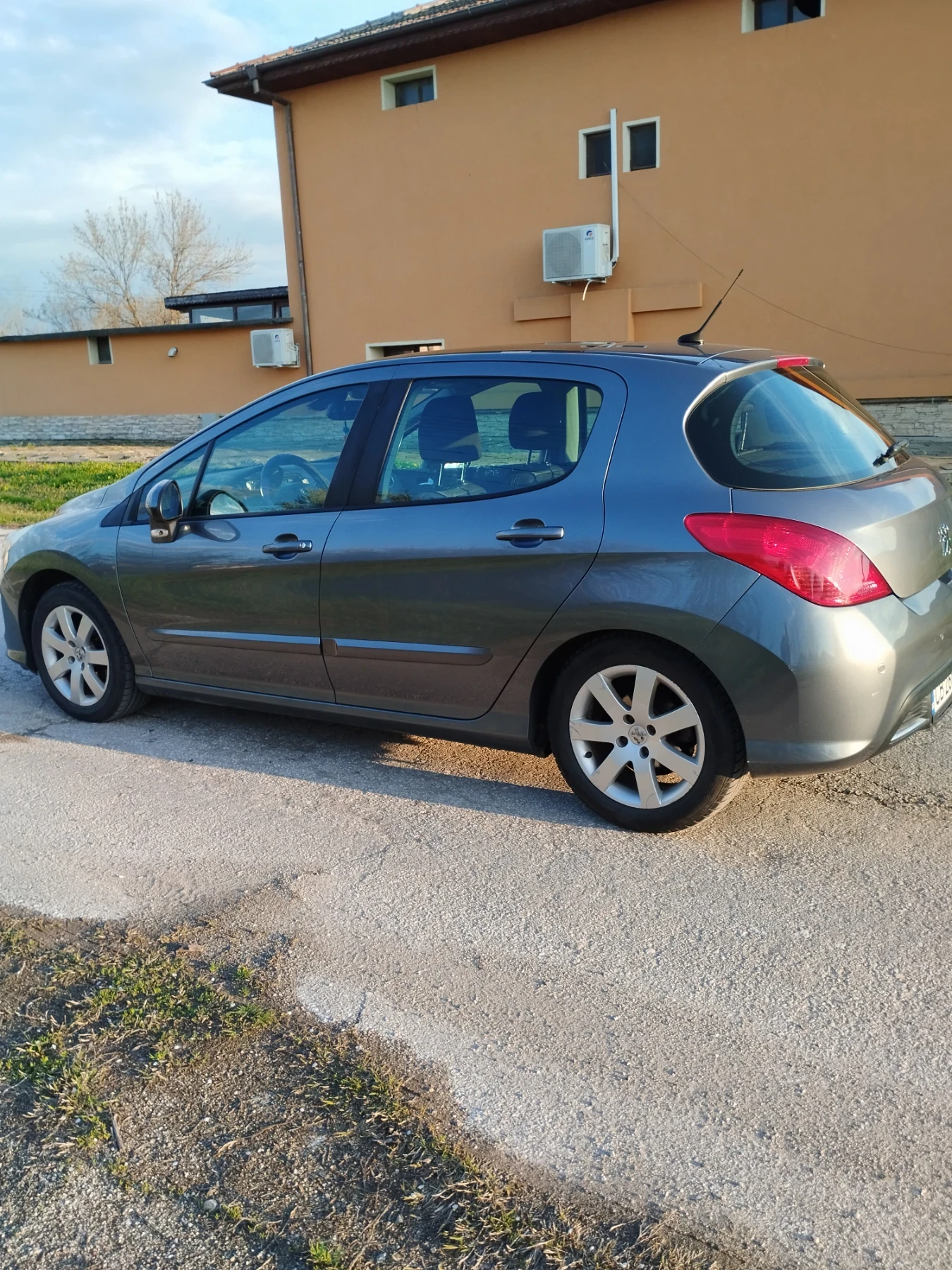 Peugeot 308, снимка 4 - Автомобили и джипове - 54140773