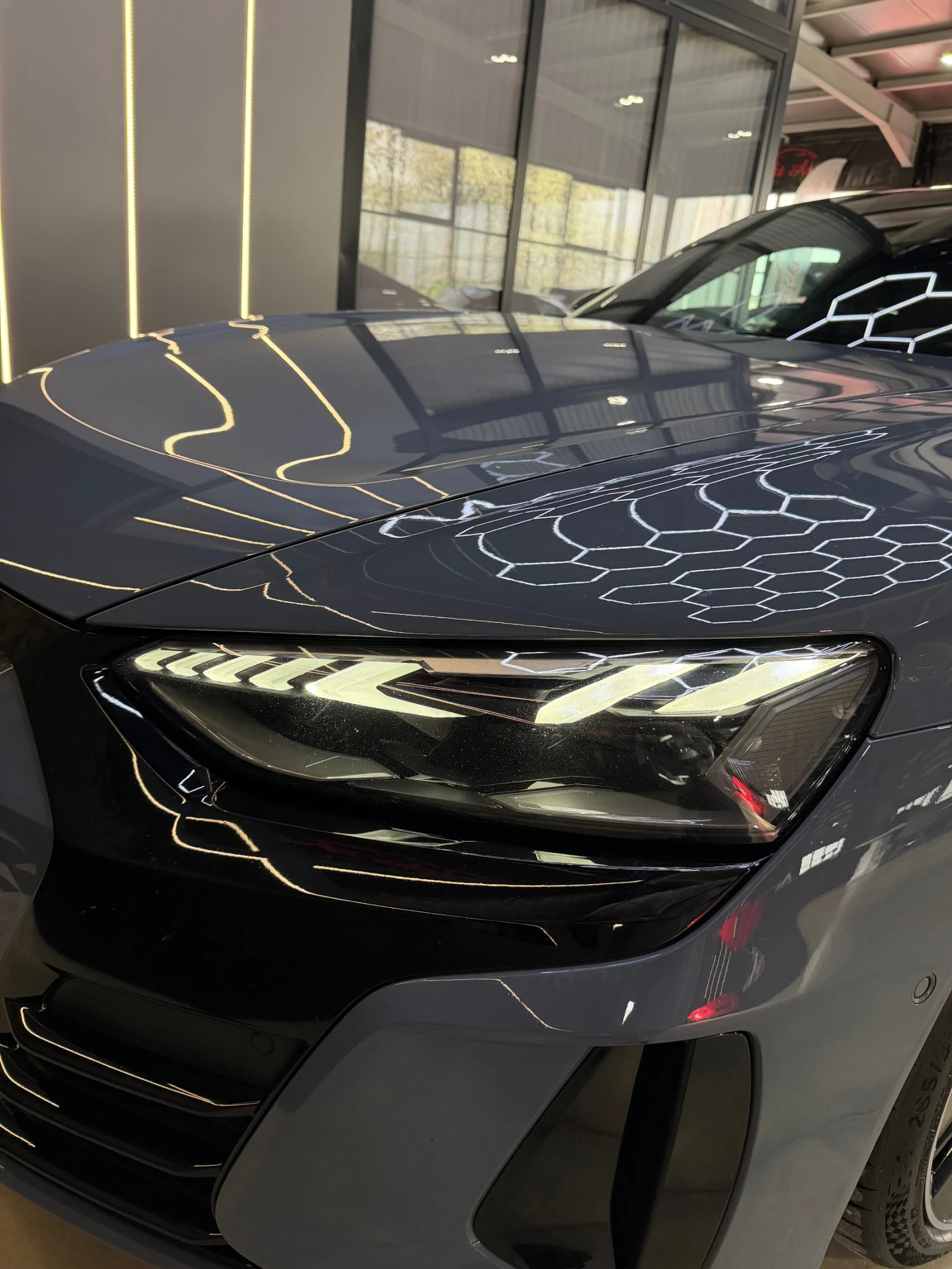 Audi E-Tron GT FULL ЕКСТРИ * B & O * HEAD UP * ПАНОРАМА * , снимка 17 - Автомобили и джипове - 54322295