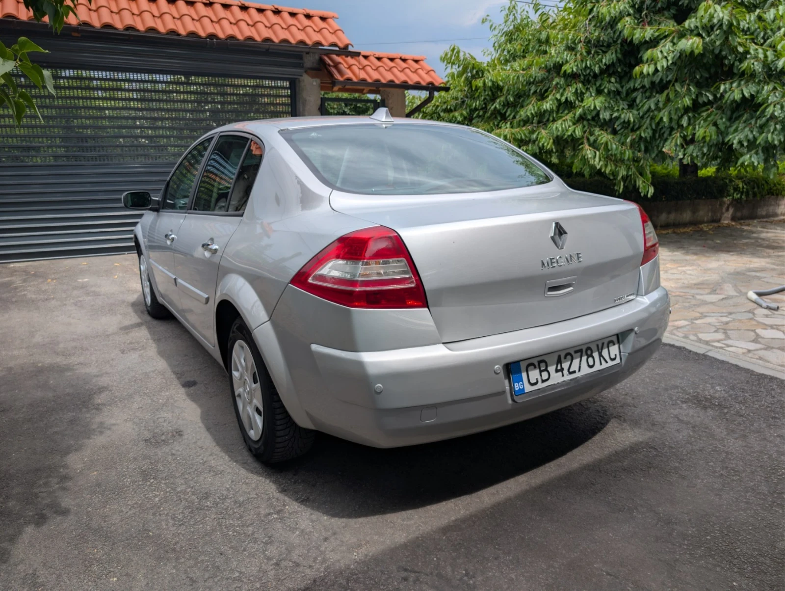 Renault Megane, снимка 4 - Автомобили и джипове - 55008388
