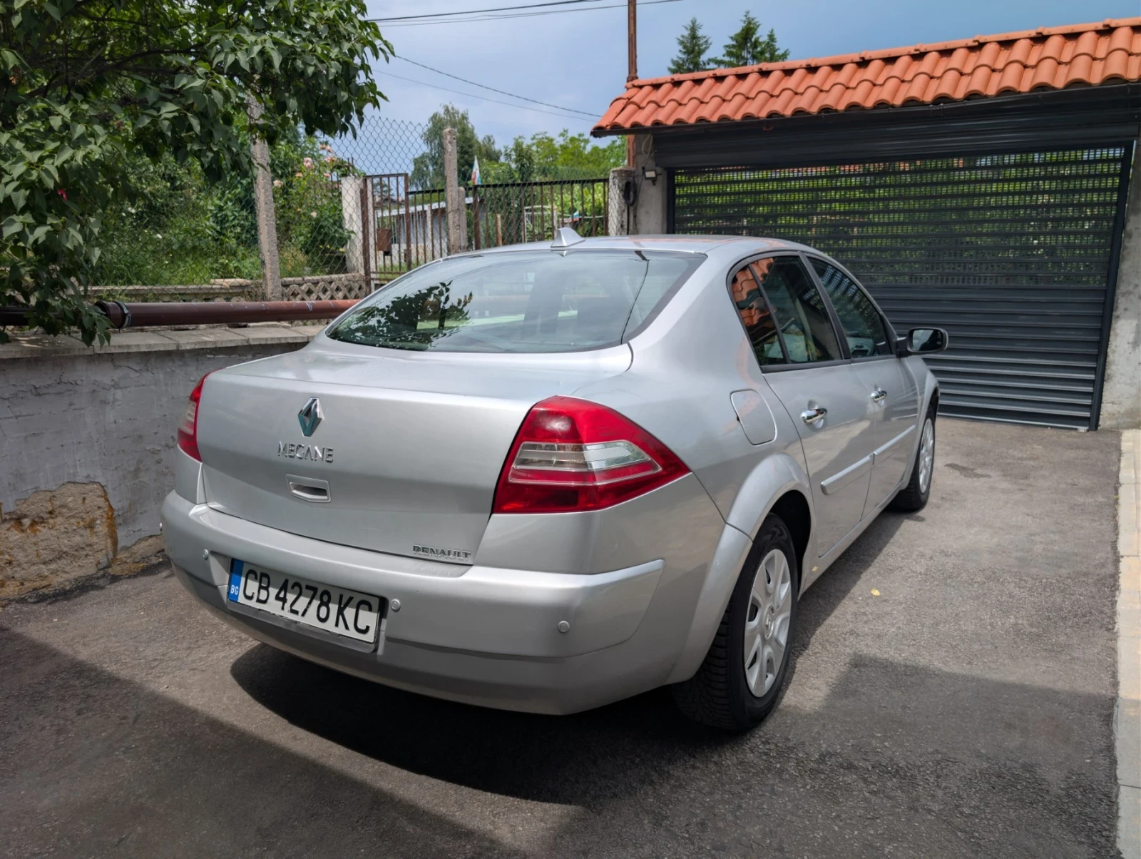 Renault Megane, снимка 3 - Автомобили и джипове - 55008388
