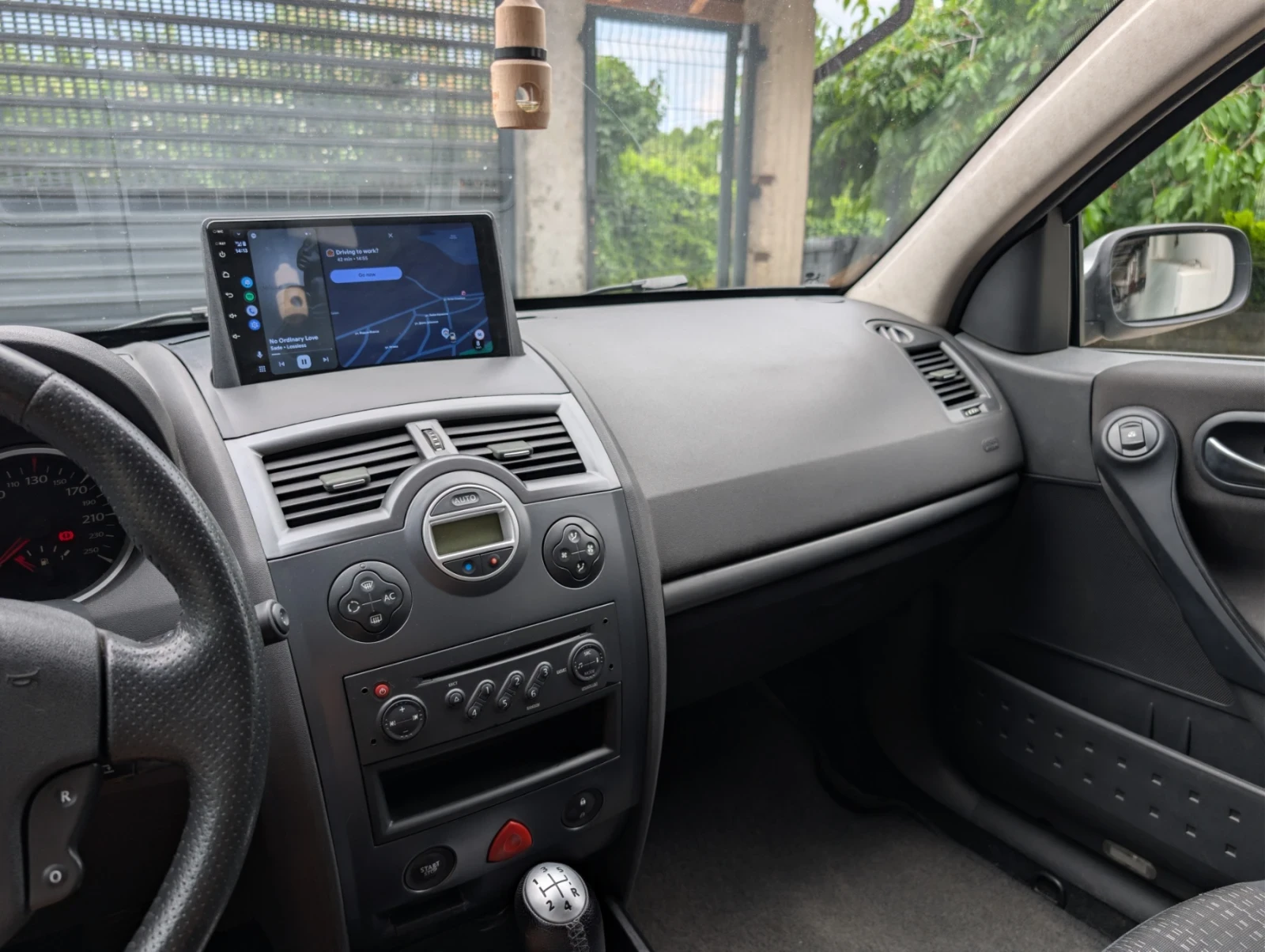 Renault Megane, снимка 7 - Автомобили и джипове - 55008388