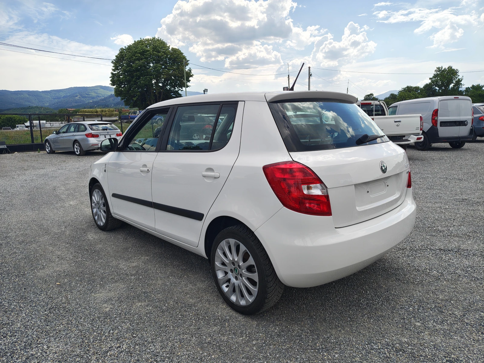 Skoda Fabia 1.6  TDI, снимка 6 - Автомобили и джипове - 55103151