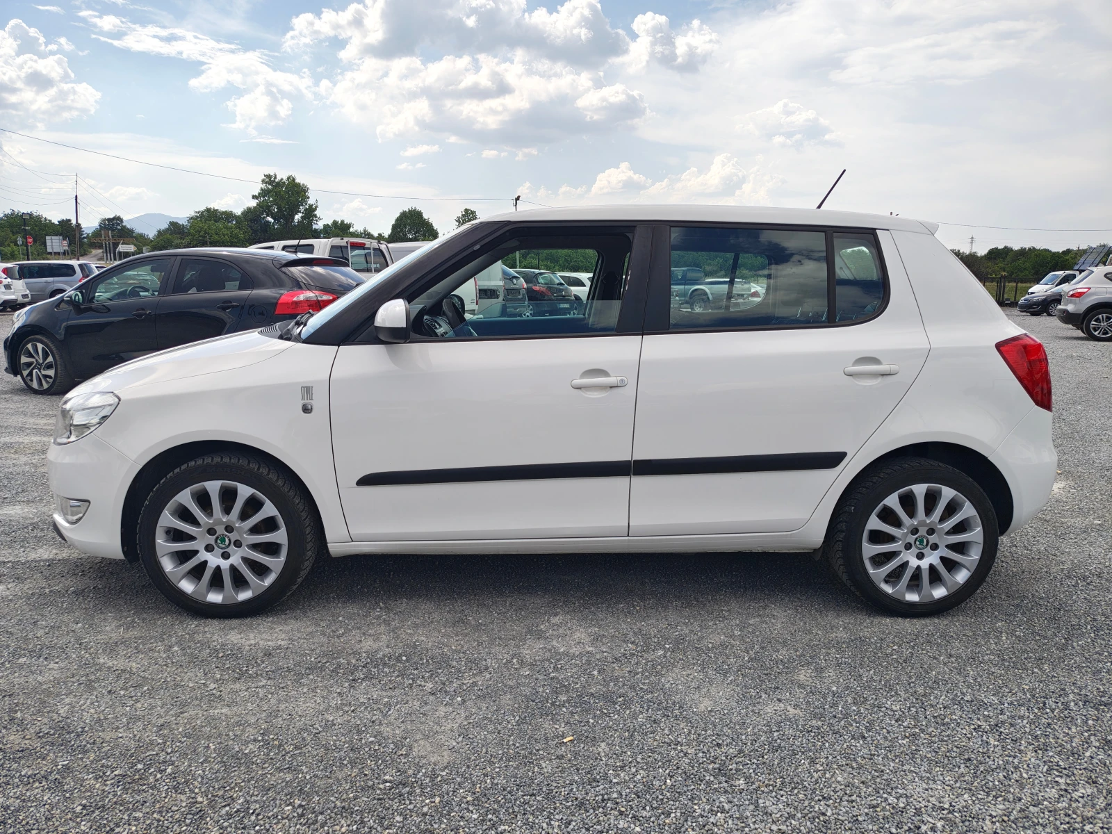 Skoda Fabia 1.6  TDI, снимка 5 - Автомобили и джипове - 55103151