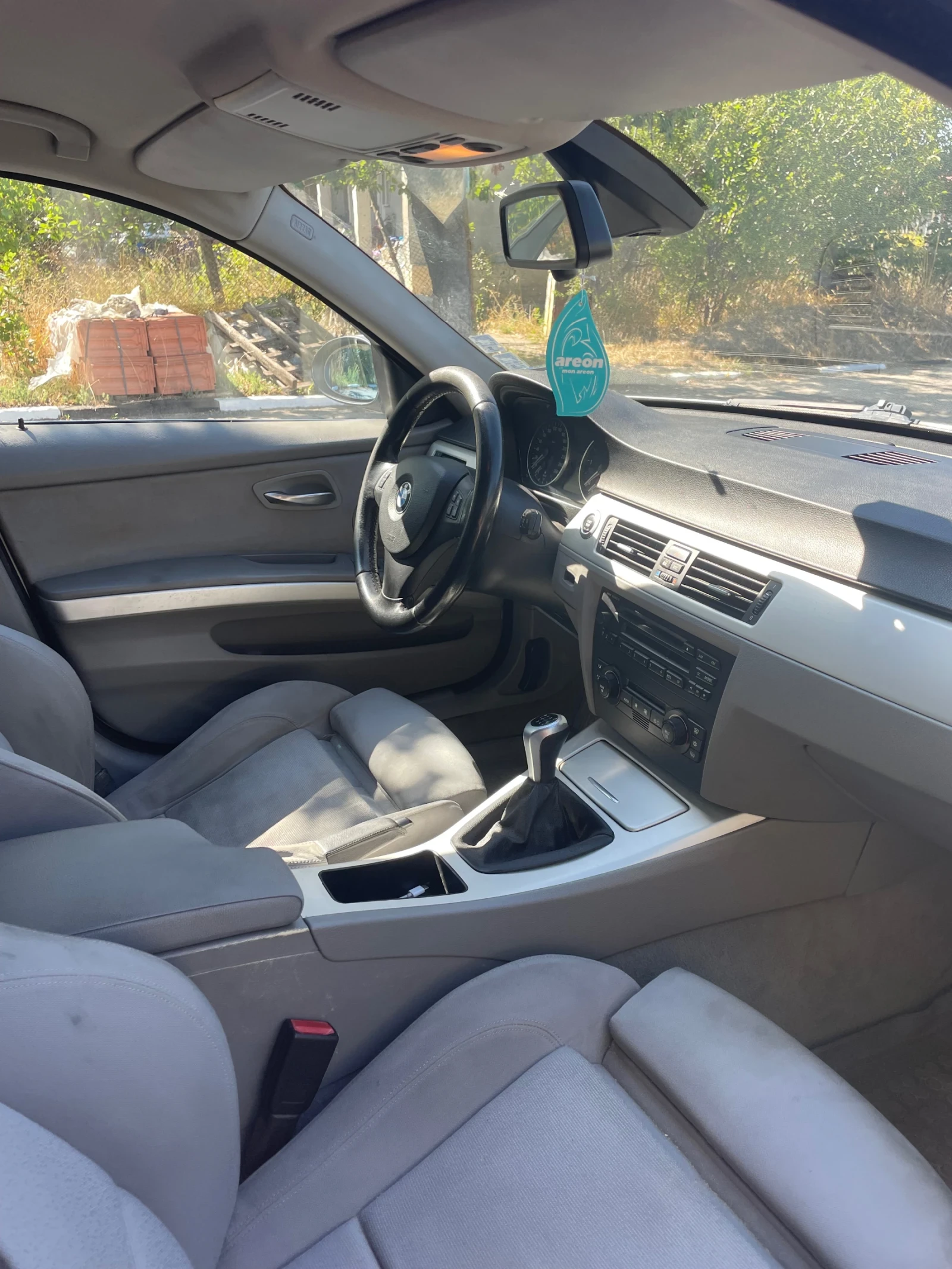 BMW 330 330, снимка 6 - Автомобили и джипове - 55123276