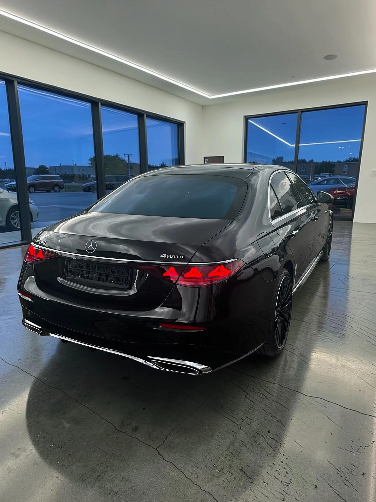 Mercedes-Benz S 580 L* AMG* 4M* MY27* Full* ЛИЗИНГ, снимка 5 - Автомобили и джипове - 55401839