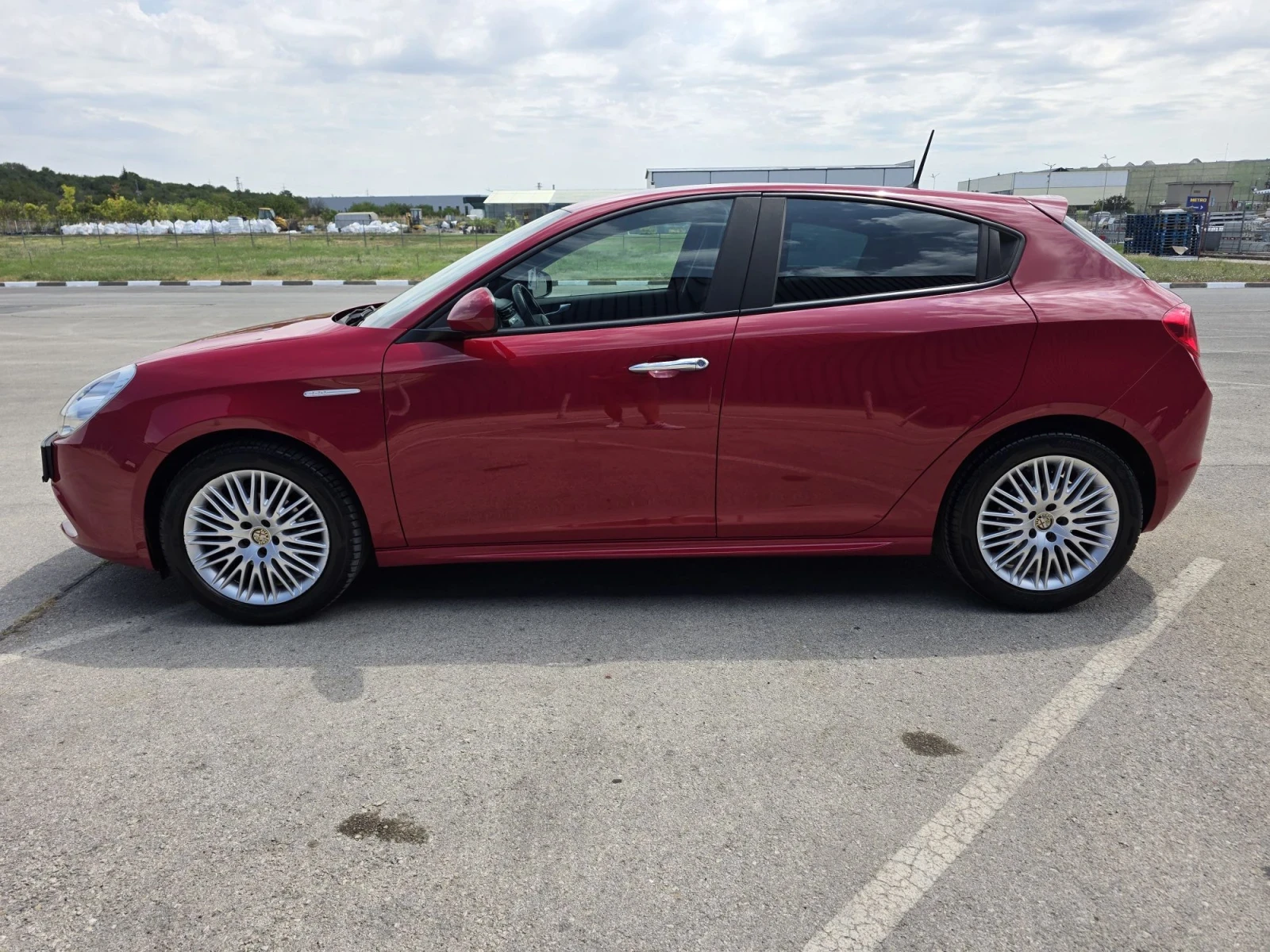 Alfa Romeo Giulietta 1.6-105kc , снимка 2 - Автомобили и джипове - 55637122