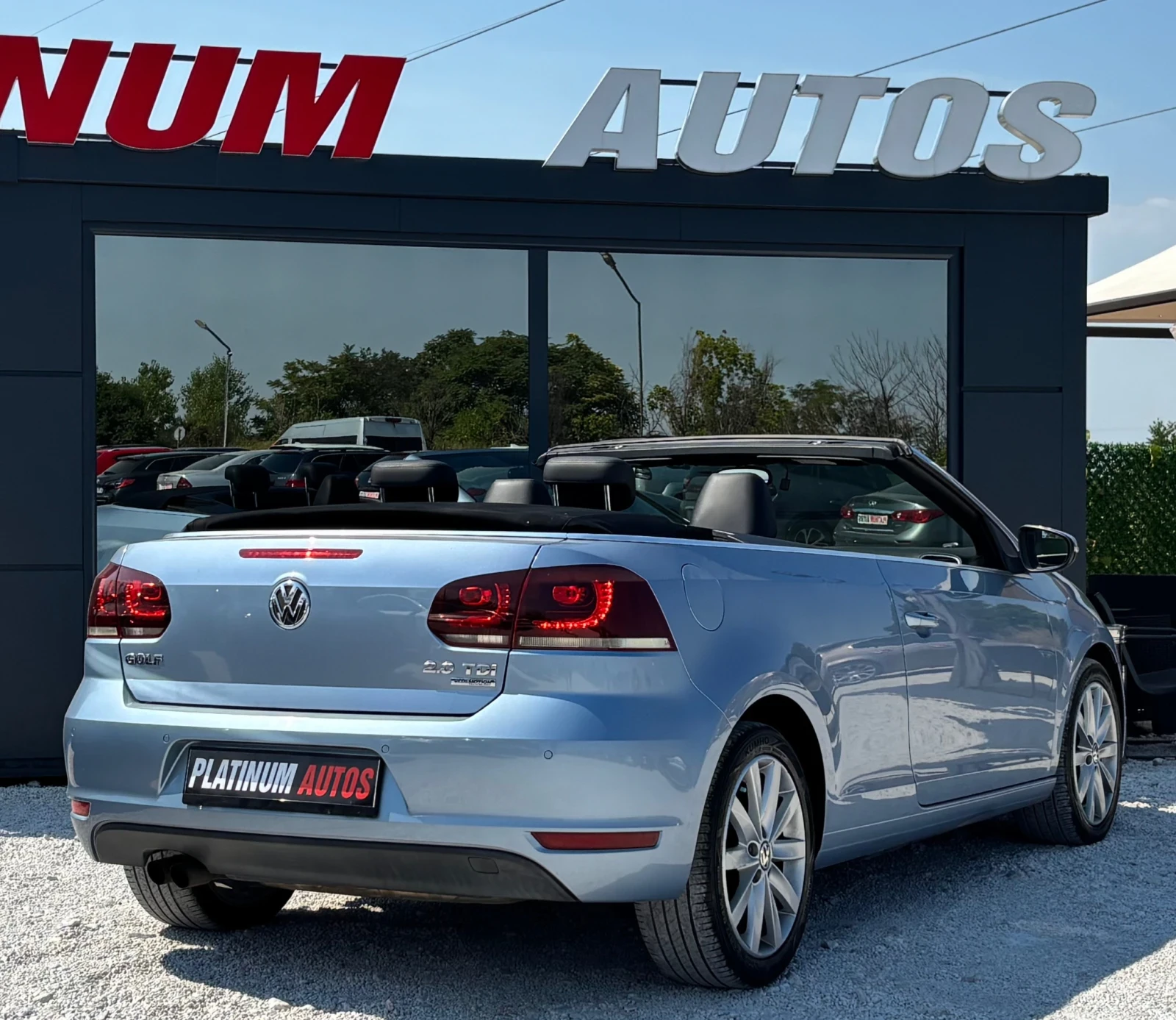 VW Golf 2.0TDI/DSG/NAVI/ПОДГРЕВ/TOP, снимка 4 - Автомобили и джипове - 55722351