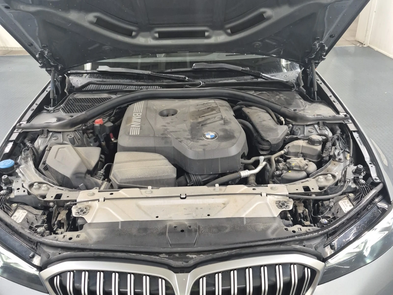 BMW 330 * 330I XDRIVE * АВТОКРЕДИТ БЕЗ ПЪРВОНАЧАЛНА ВНОСКА, снимка 16 - Автомобили и джипове - 56137362