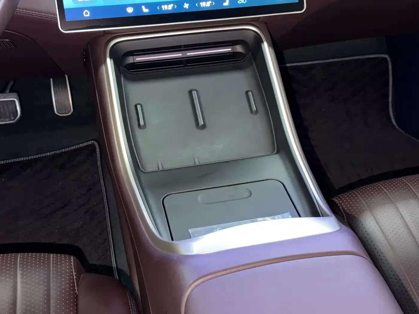 Avatr 11 Long Range Dual Motor Luxury Edition 5-Seater AWD | Mobile.bg � ����������� 11