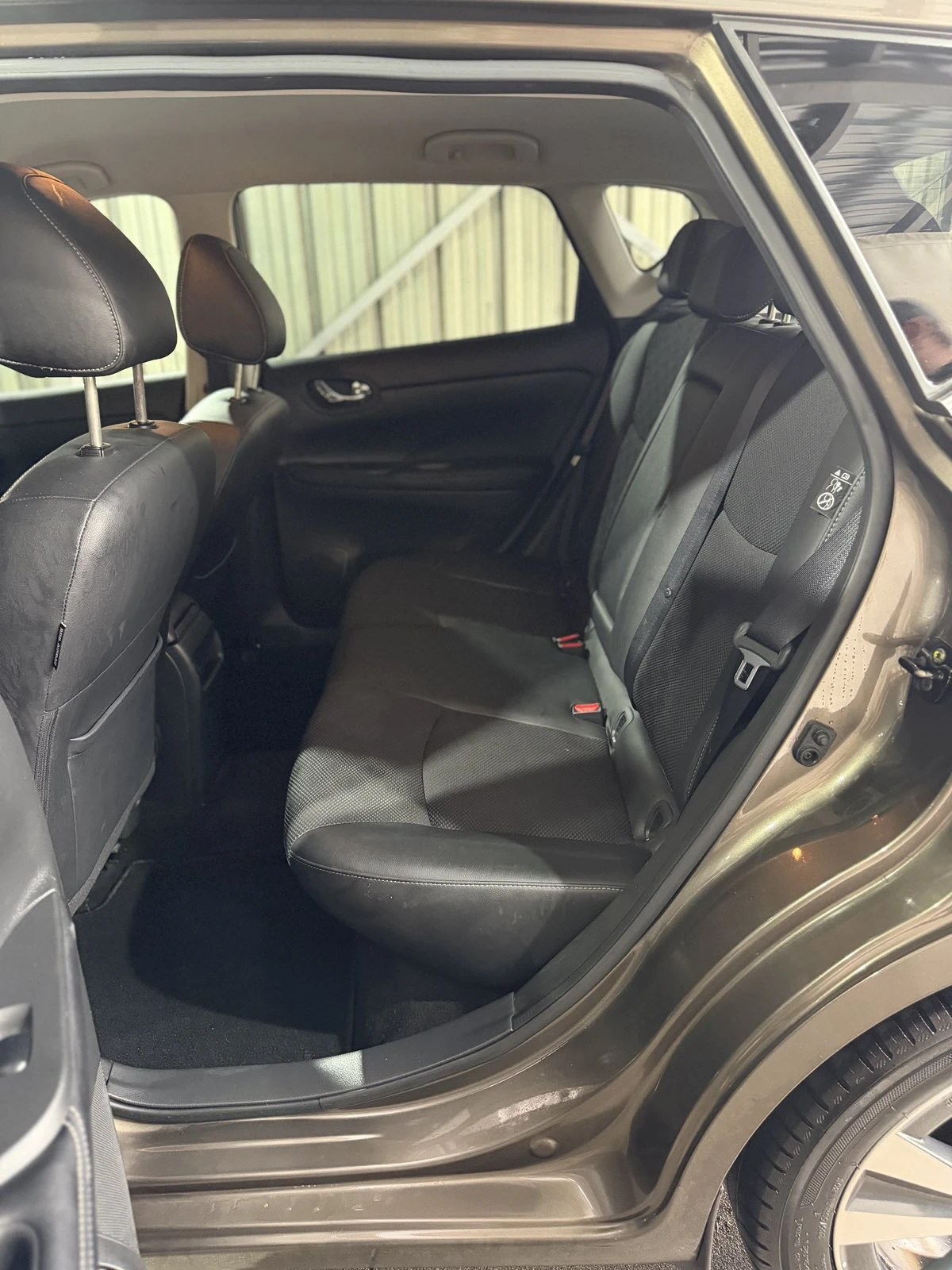 Nissan Pulsar tecna, снимка 8 - Автомобили и джипове - 56740615