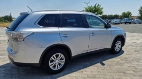 Mitsubishi Outlander 2.2 DID AWD, снимка 4