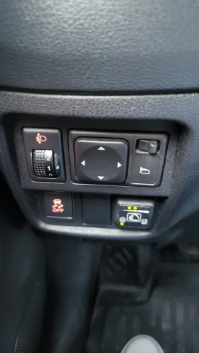 Nissan Juke 1.6 117кс - 6200 € / 12126.15 лв. - 35562109 9