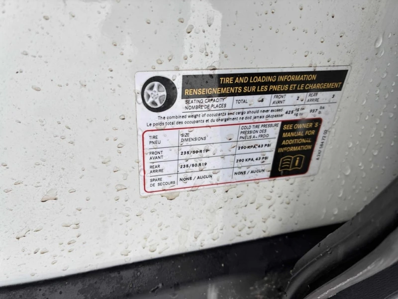 Mercedes-Benz GLB 250  CARFAX, снимка 11 - Автомобили и джипове - 53120167