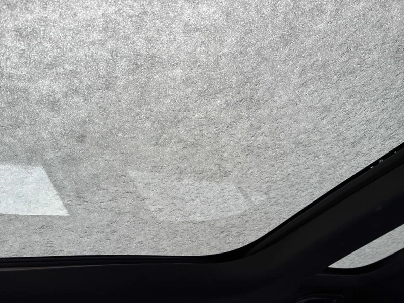 Mercedes-Benz GLB 250  CARFAX, снимка 14 - Автомобили и джипове - 53120167