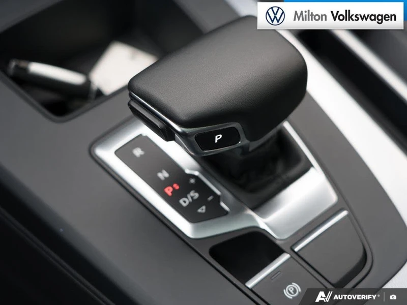 Audi Q5 Technik * CARFAX * АвтоКредит* (ЦЕНА ДО БГ), снимка 11 - Автомобили и джипове - 53181228