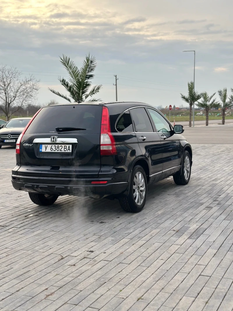 Honda Cr-v 2.2 i-DTEC Facelift, снимка 6 - Автомобили и джипове - 53179833