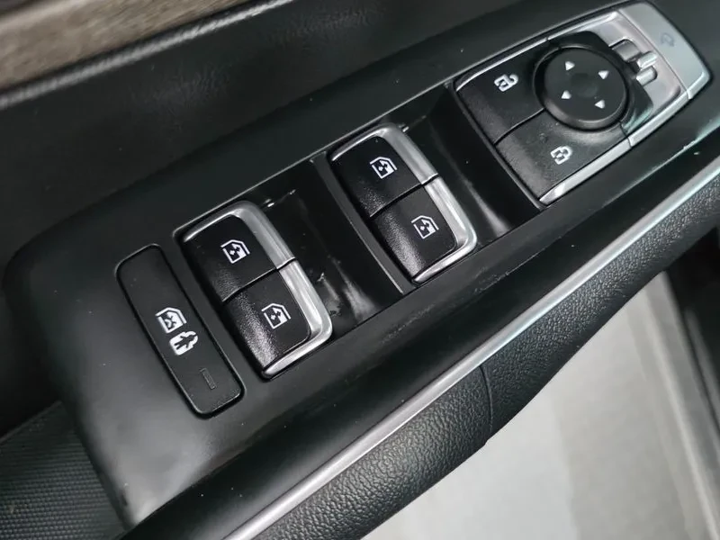 Kia Sorento  4Th Generation Diesel 2.2 2Wd Prestige, снимка 11 - Автомобили и джипове - 55089001