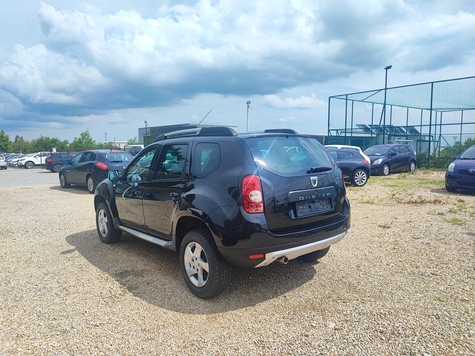 Dacia Duster 1.6/GPL - изображение 8