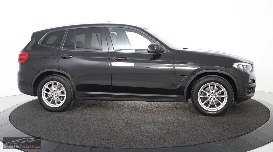 BMW X3 xDRIVE-25d/150HP/PANO/MSPORT/LED/NAVI/CAM/TSR/630b - изображение 4