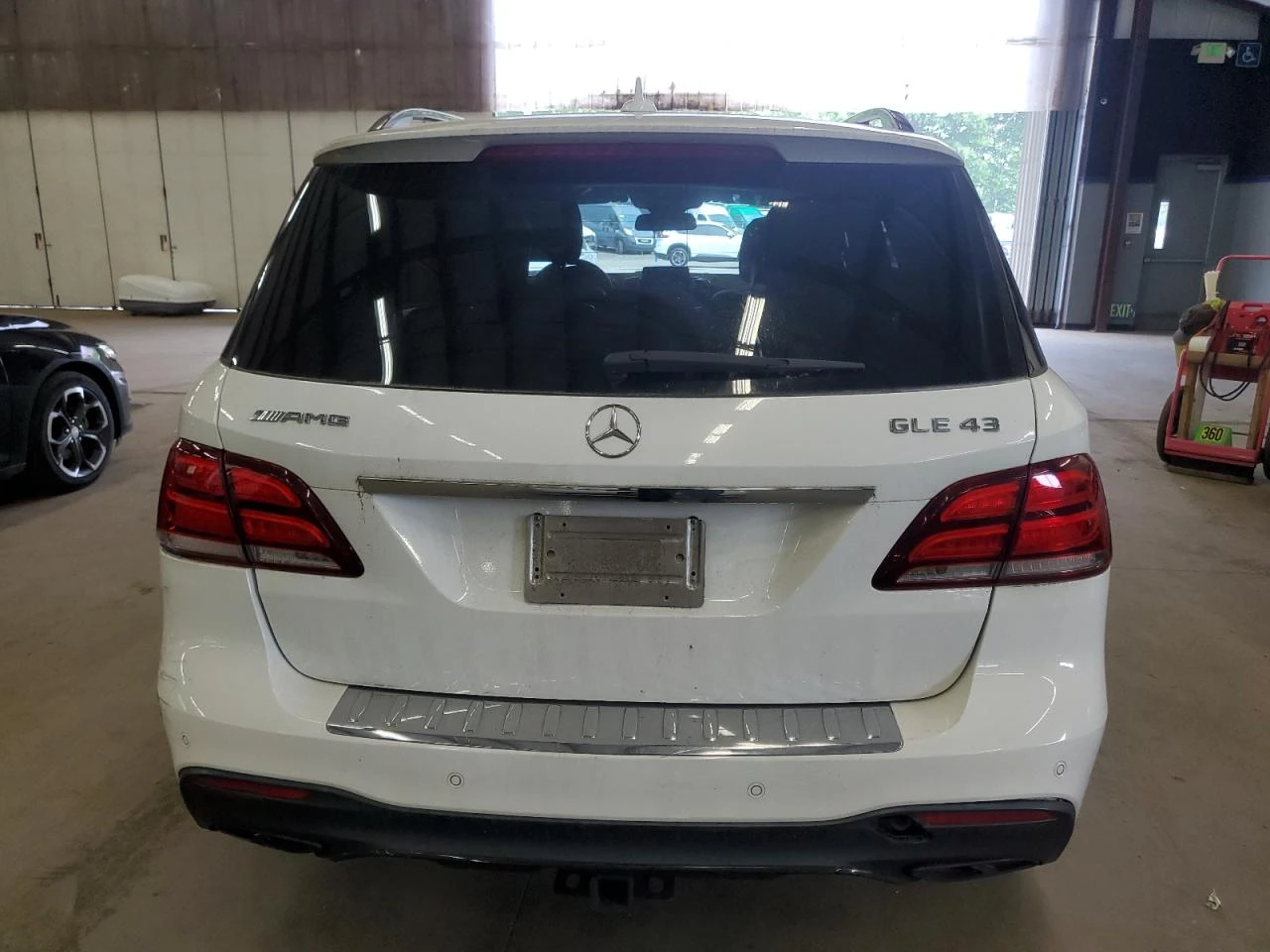 Mercedes-Benz GLE 43 AMG 4MATIC* ОБДУХВАНЕ* ПАНОРАМА* ПОДГРВЕИ - изображение 5
