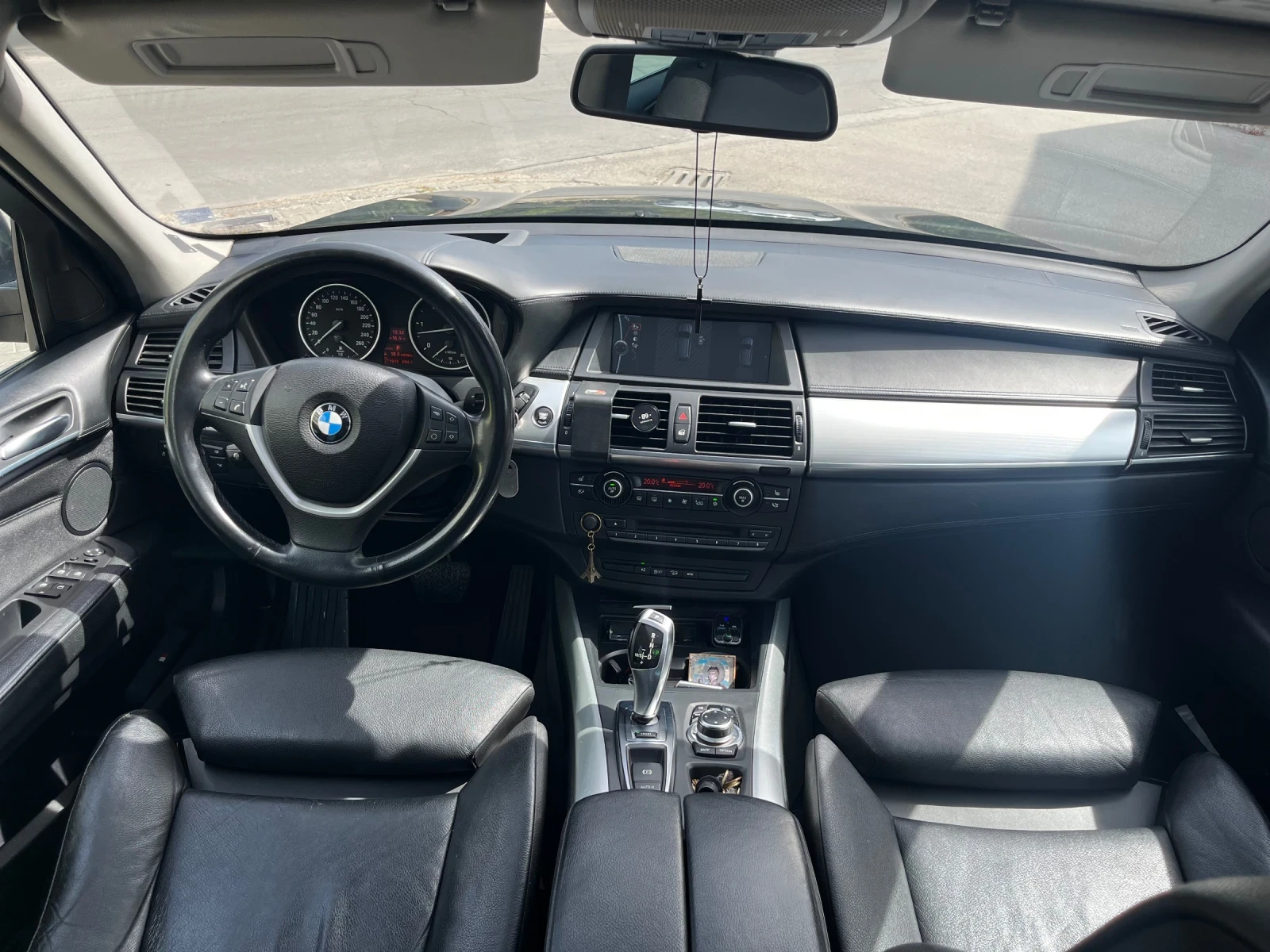 BMW X5 4.0d - изображение 9
