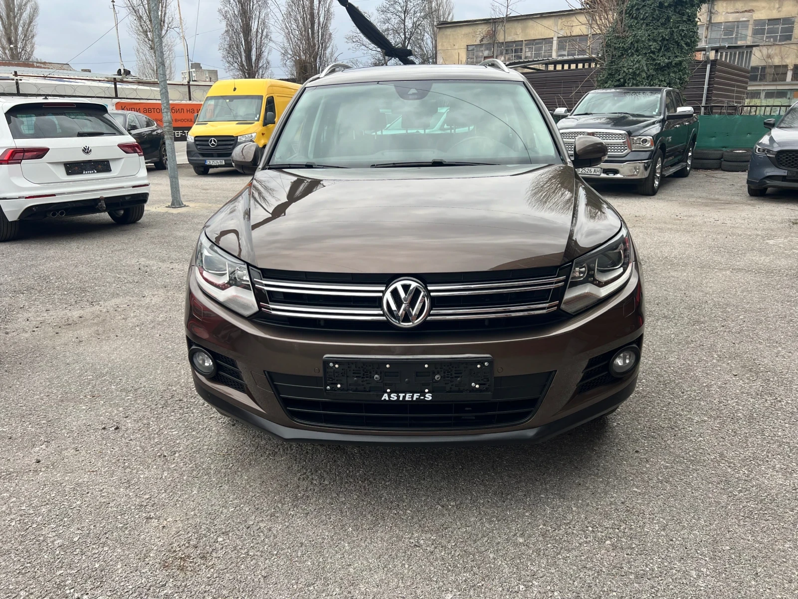 VW Tiguan 2.0 TSI 4Motion DSG Keyless Facelift, снимка 2 - Автомобили и джипове - 53916478