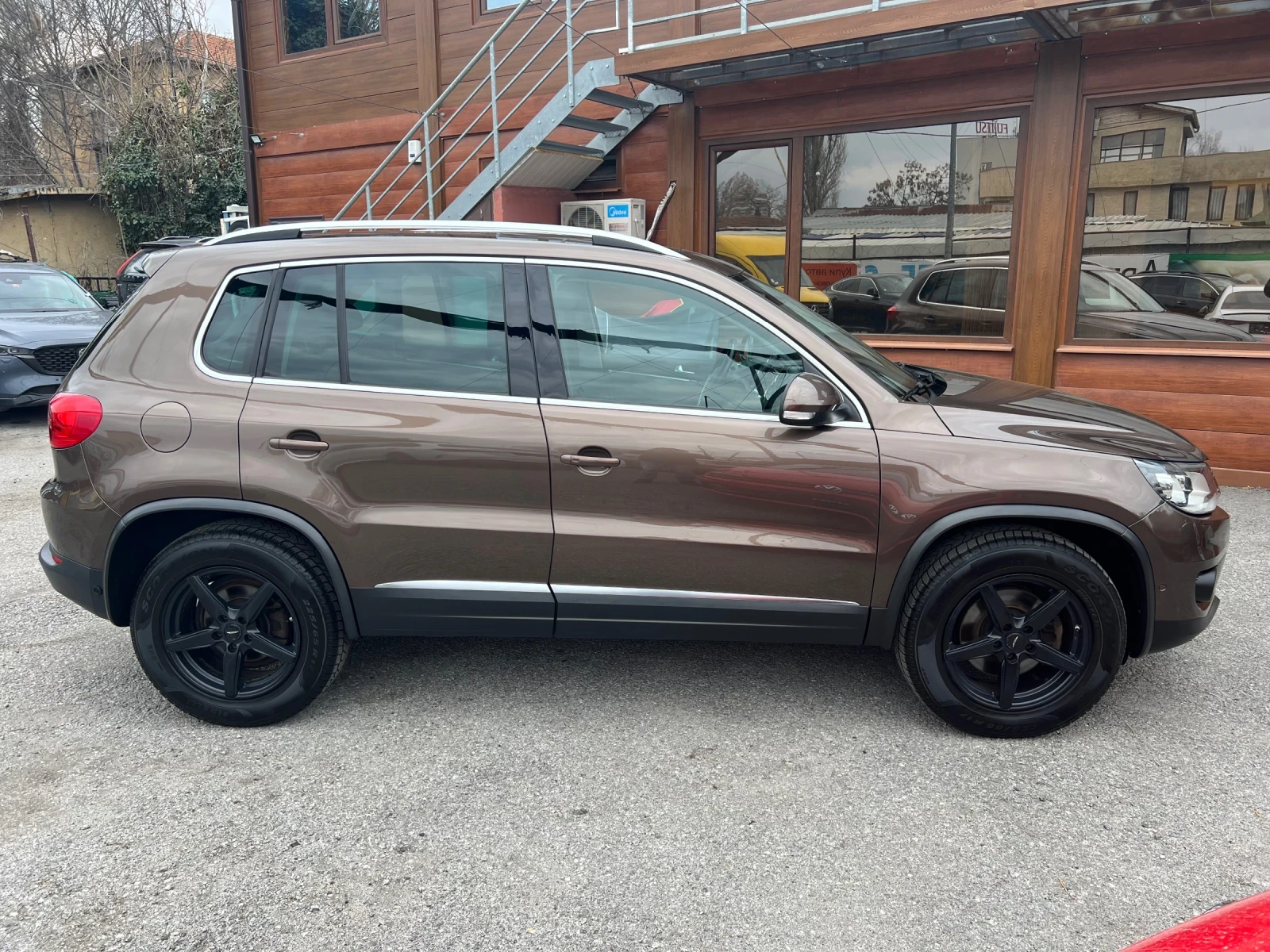 VW Tiguan 2.0 TSI 4Motion DSG Keyless Facelift, снимка 4 - Автомобили и джипове - 53916478