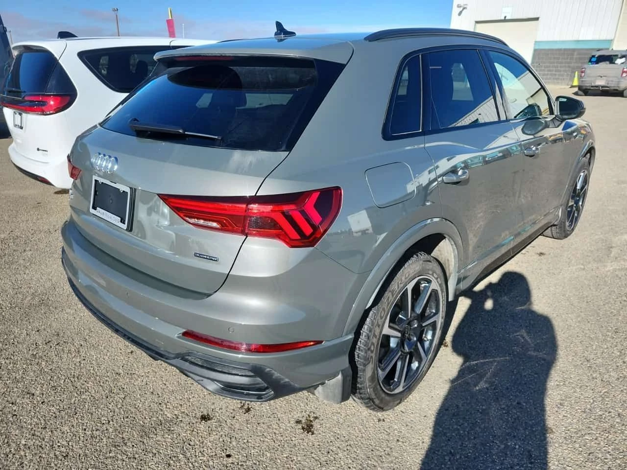 Audi Q3  TECHNIK /NARDO GREY/SONOS/CAMERA/, снимка 3 - Автомобили и джипове - 53957782