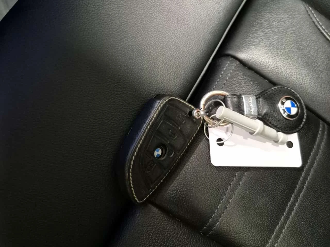 BMW X3 xDrive30e/CARFAX/ПАНОРАМА/ПОДГРЕВИ, снимка 8 - Автомобили и джипове - 54084690