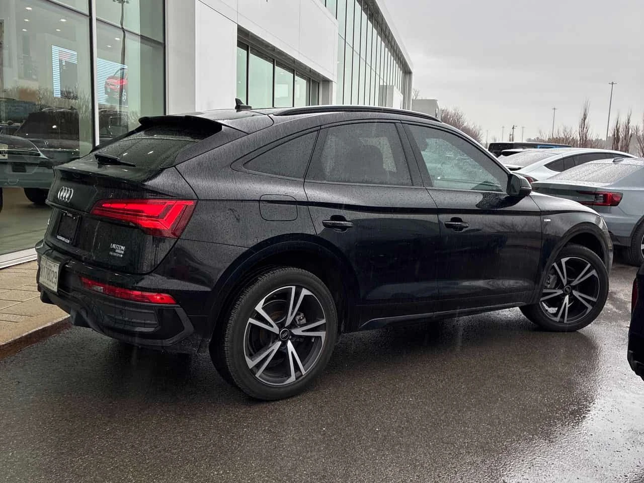 Audi Q5 Technik  CARFAX, снимка 3 - Автомобили и джипове - 54172253