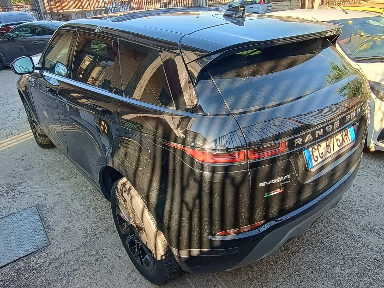 Land Rover Range Rover Evoque 1.5HYBRID, снимка 5 - Автомобили и джипове - 55238252