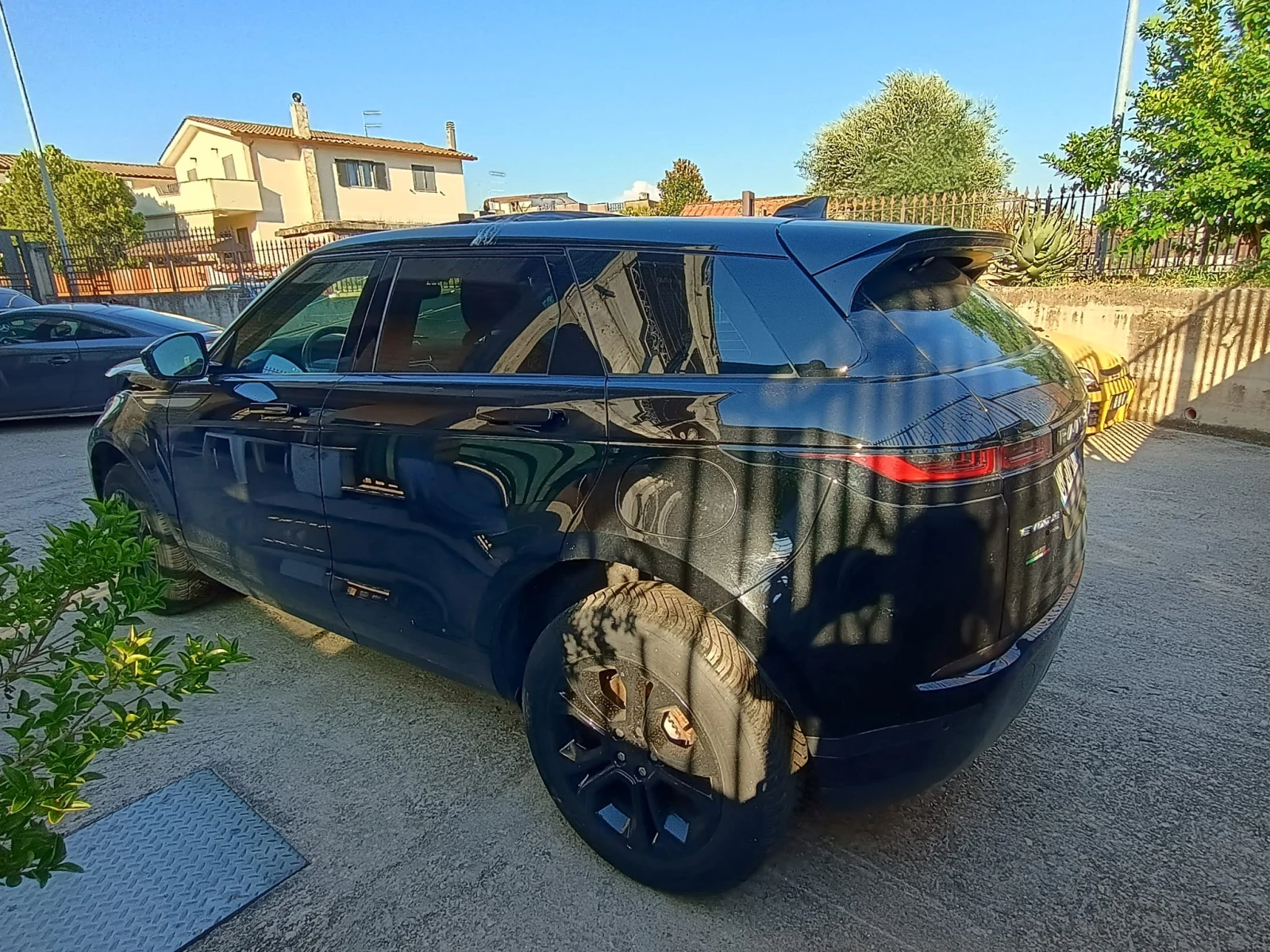 Land Rover Range Rover Evoque 1.5HYBRID, снимка 8 - Автомобили и джипове - 55238252