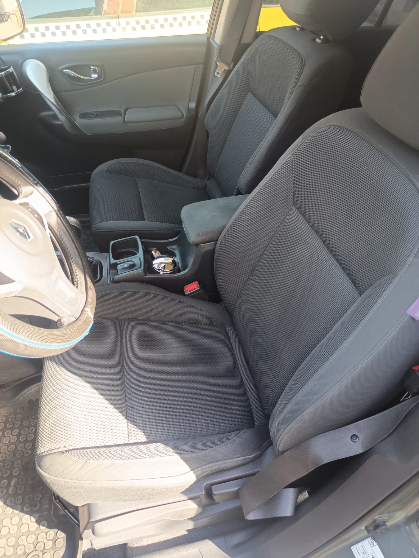 Renault Koleos, снимка 6 - Автомобили и джипове - 55425522