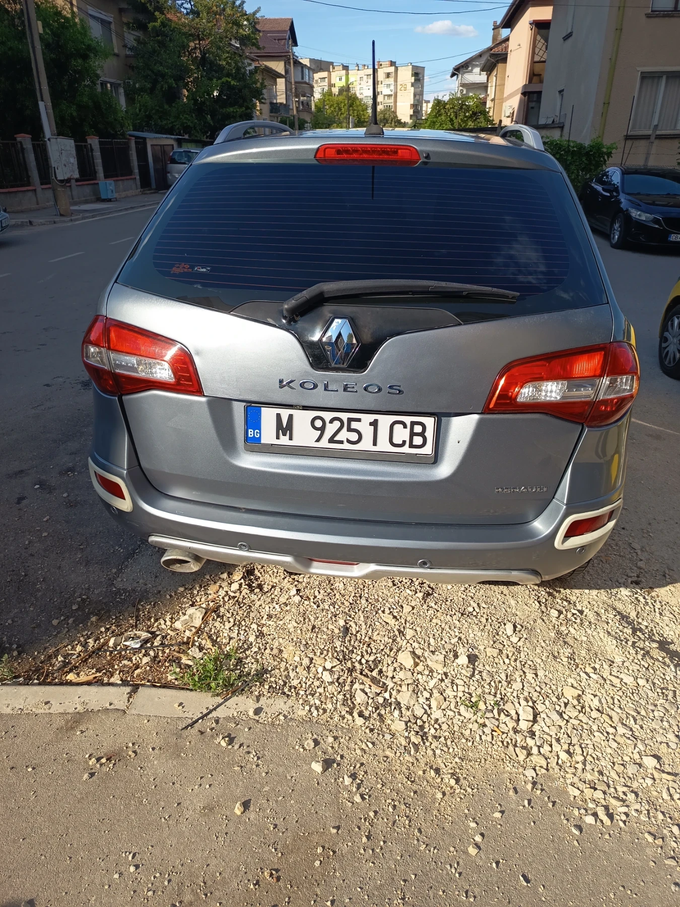 Renault Koleos, снимка 4 - Автомобили и джипове - 55425522