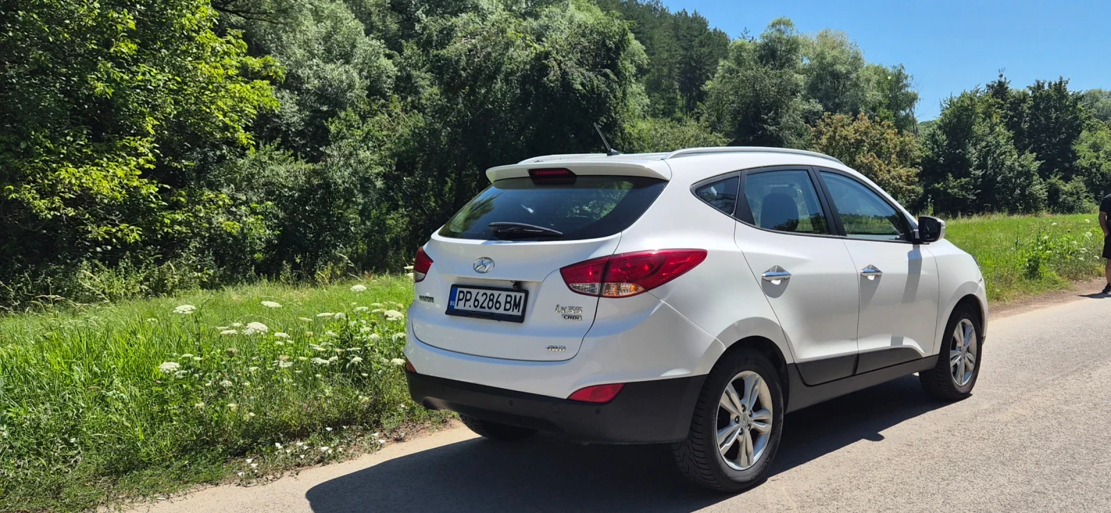 Hyundai IX35 Tucson, снимка 3 - Автомобили и джипове - 55674429