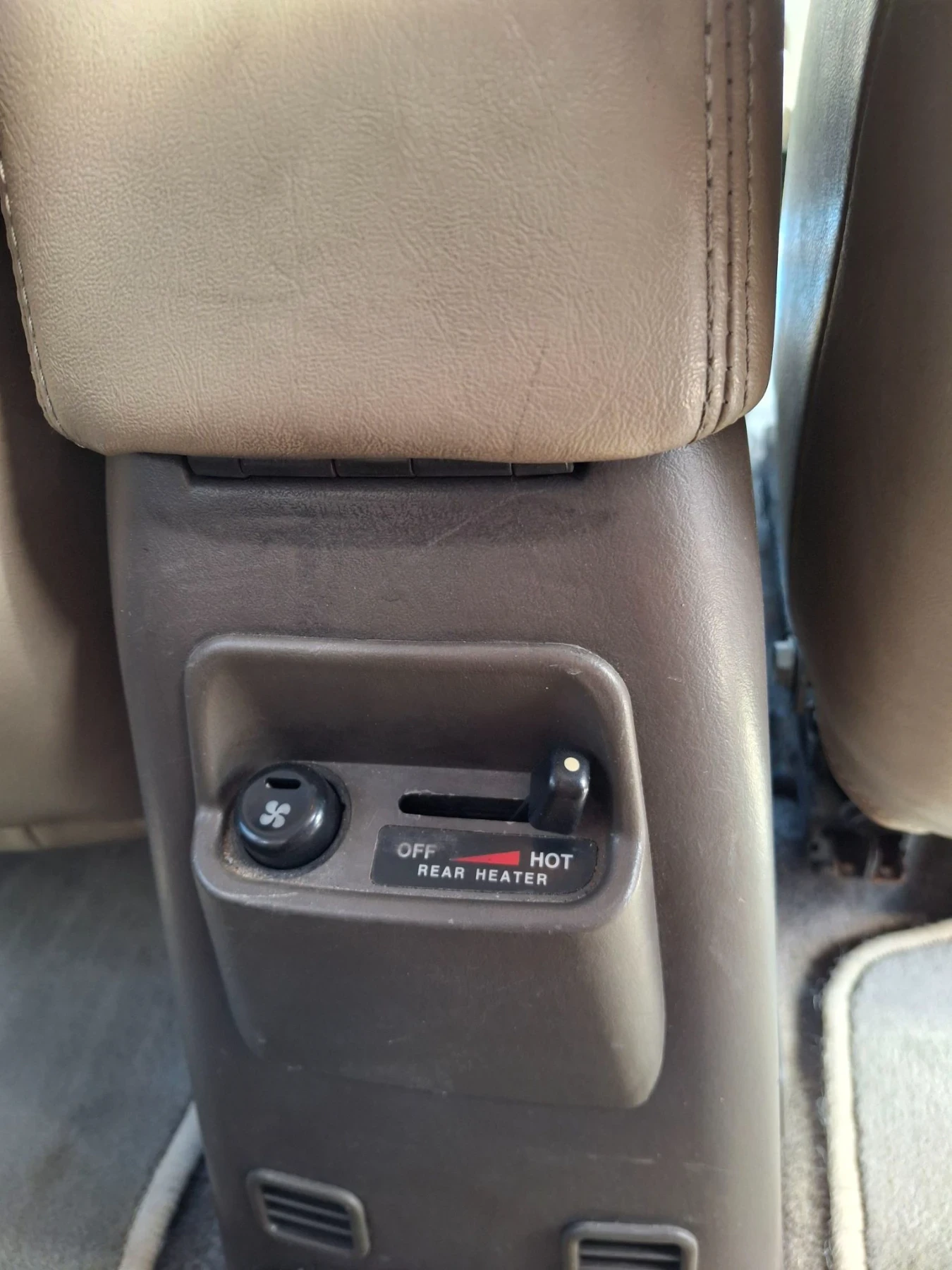 Mitsubishi Pajero sport 2.5 99к.с, снимка 9 - Автомобили и джипове - 55679930