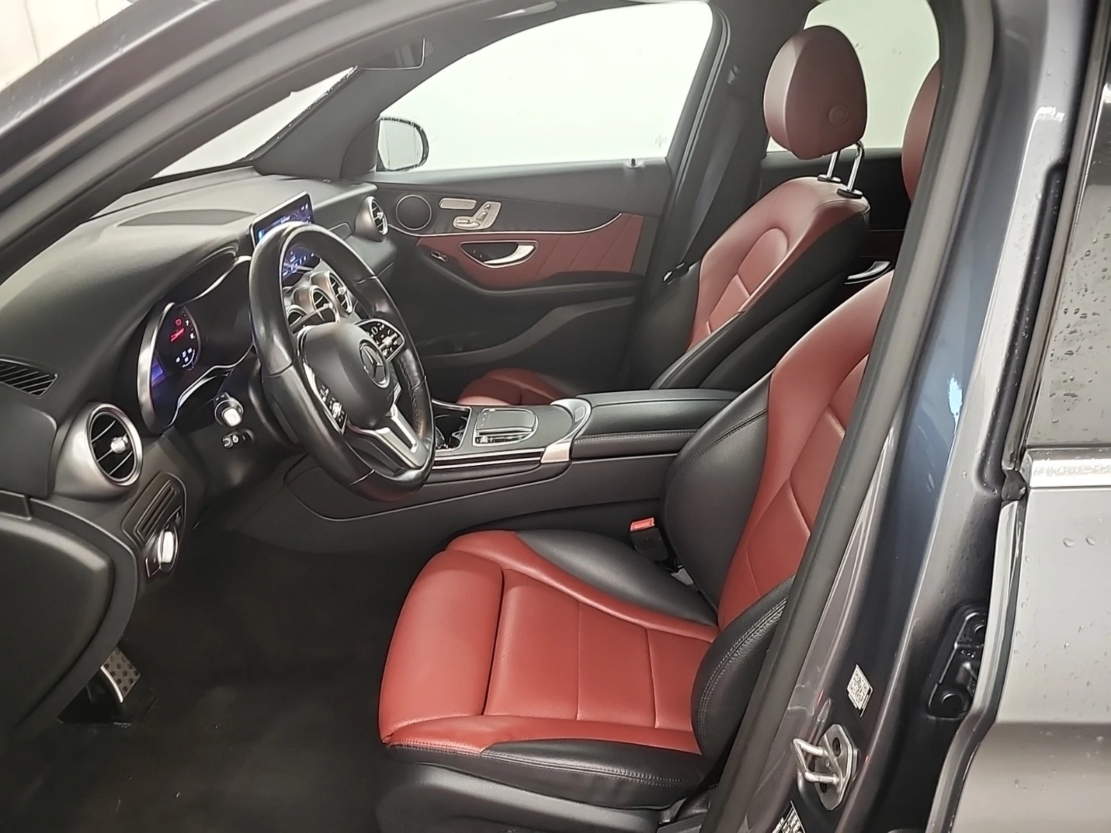 Mercedes-Benz GLC 300, снимка 5 - Автомобили и джипове - 55720566