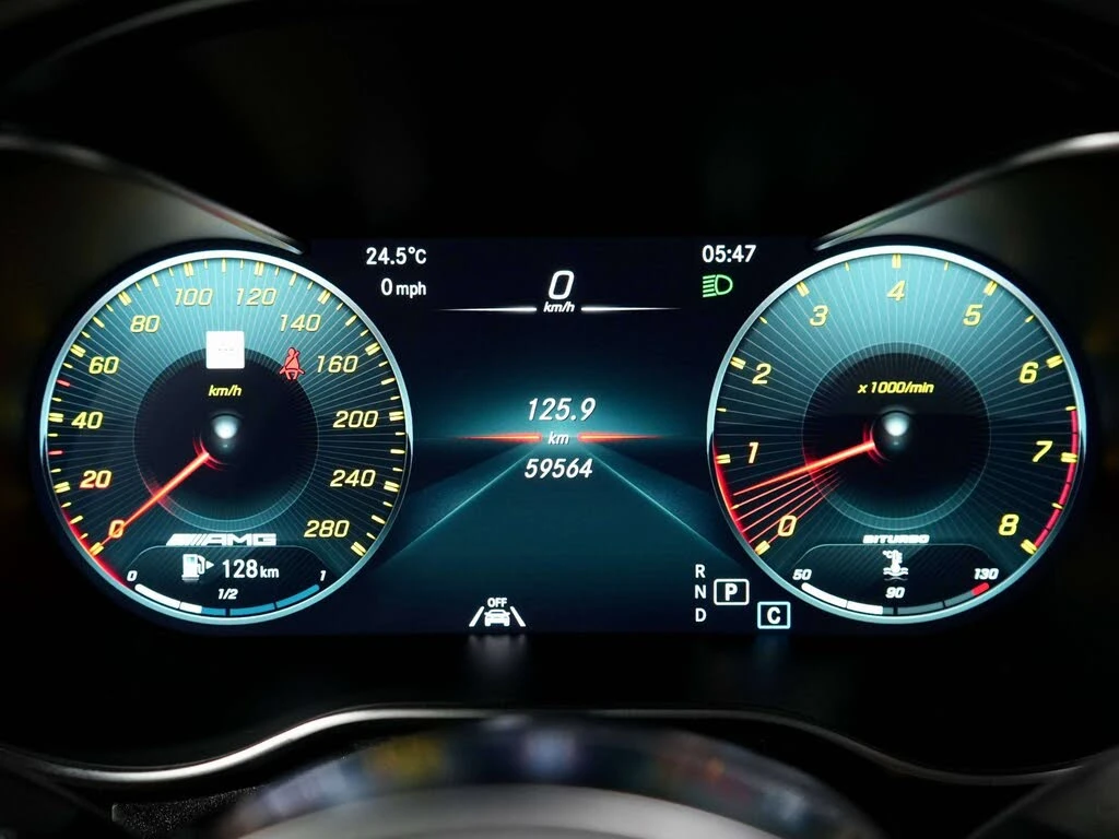 Mercedes-Benz GLC 43 AMG AMG EXHAUST| HEADS UP| 360| DISTRO| DIGITAL DASH, снимка 9 - Автомобили и джипове - 56056458