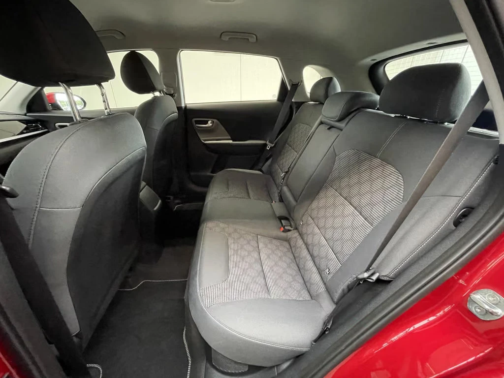 Kia Niro 1.6PHEV/141HP/EDITION-7/CAM/LED/NAVI/CPLAY/685q, снимка 15 - Автомобили и джипове - 56104566