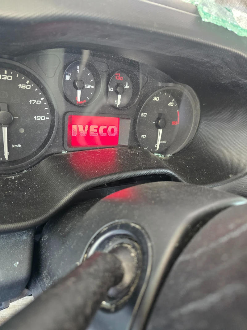 Iveco Daily 2.3 EURO 6b, снимка 8 - Бусове и автобуси - 48097971