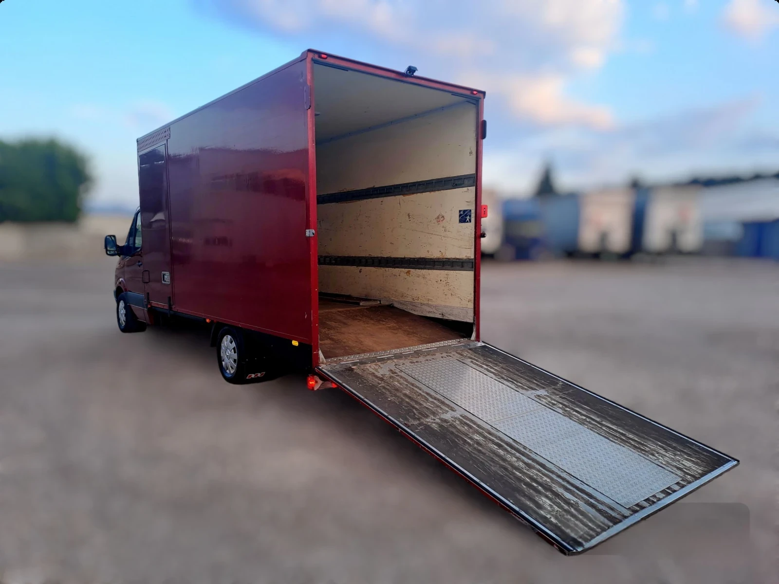 Mercedes-Benz Sprinter 319 3.0 V6  - изображение 10