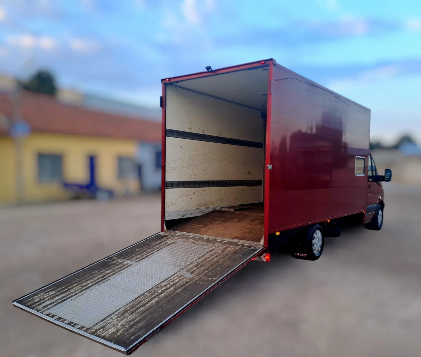 Mercedes-Benz Sprinter 319 3.0 V6  - изображение 9