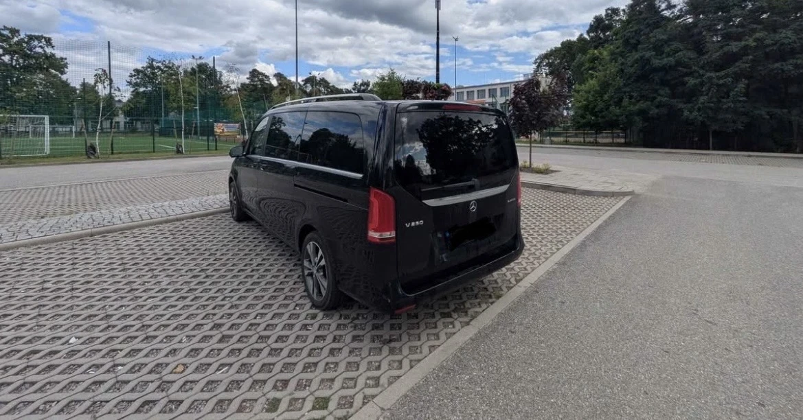 Mercedes-Benz V 250 Avantgarte 2.2, снимка 2 - Бусове и автобуси - 55451380