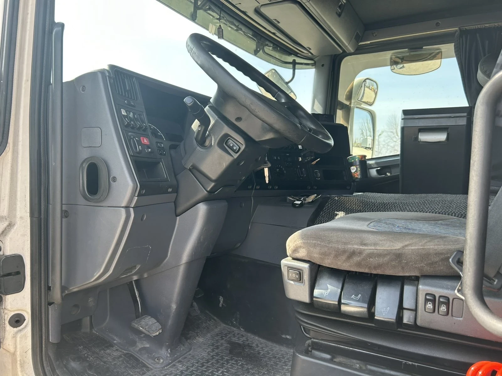 Scania P 420 Автовоз, снимка 5 - Камиони - 55153261