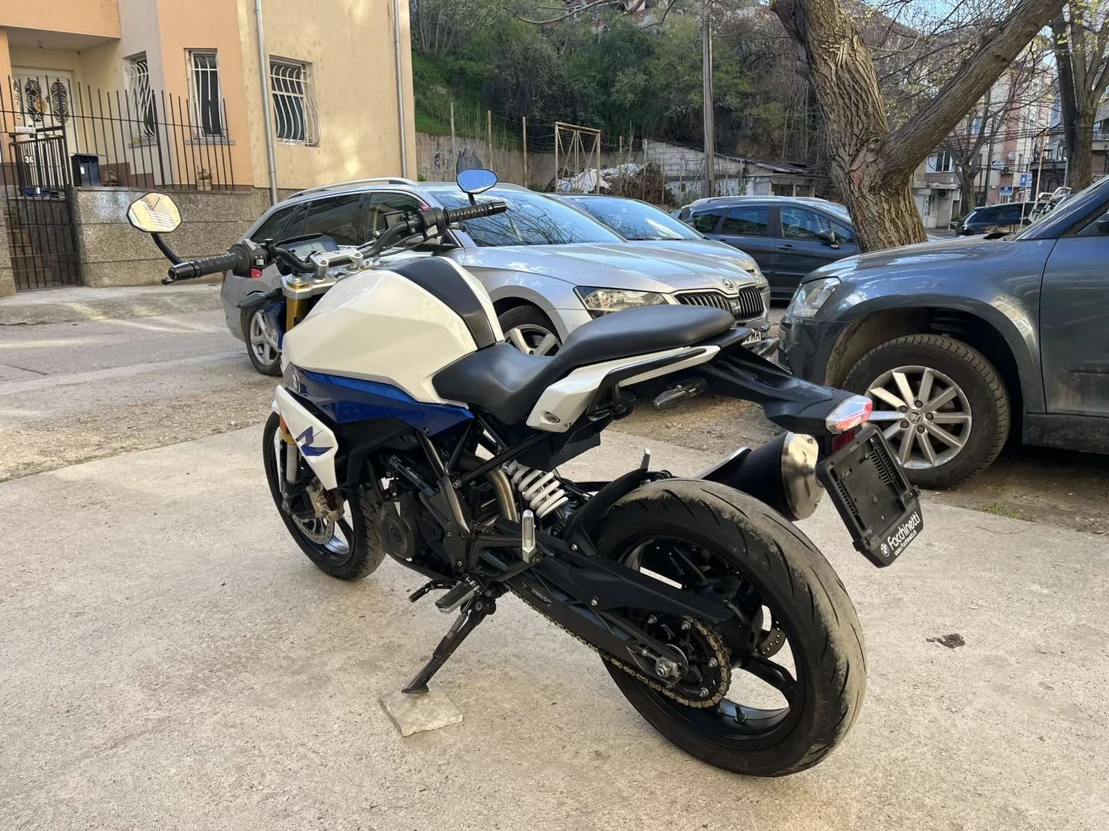 BMW G G310R/КАТО НОВ/ПЪЛНА ИСТОРИЯ/ ОБСЛУЖЕН, снимка 6 - Мотоциклети и мототехника - 54712096