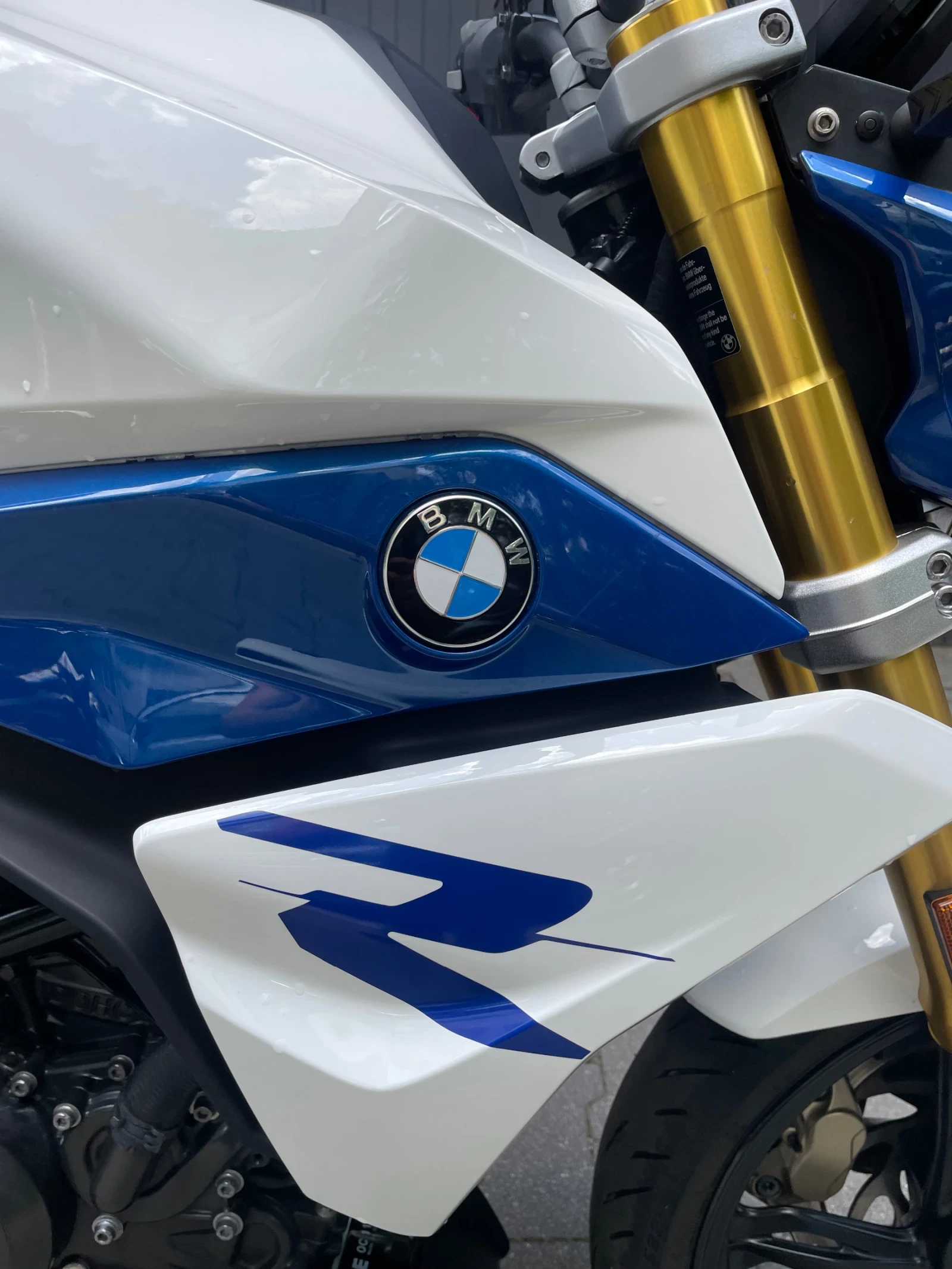 BMW G G310R/КАТО НОВ/ПЪЛНА ИСТОРИЯ/ ОБСЛУЖЕН, снимка 9 - Мотоциклети и мототехника - 54772928